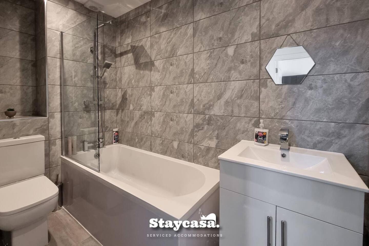 Noor Garden Co-Living - Private Room Self-Cater Манчестер